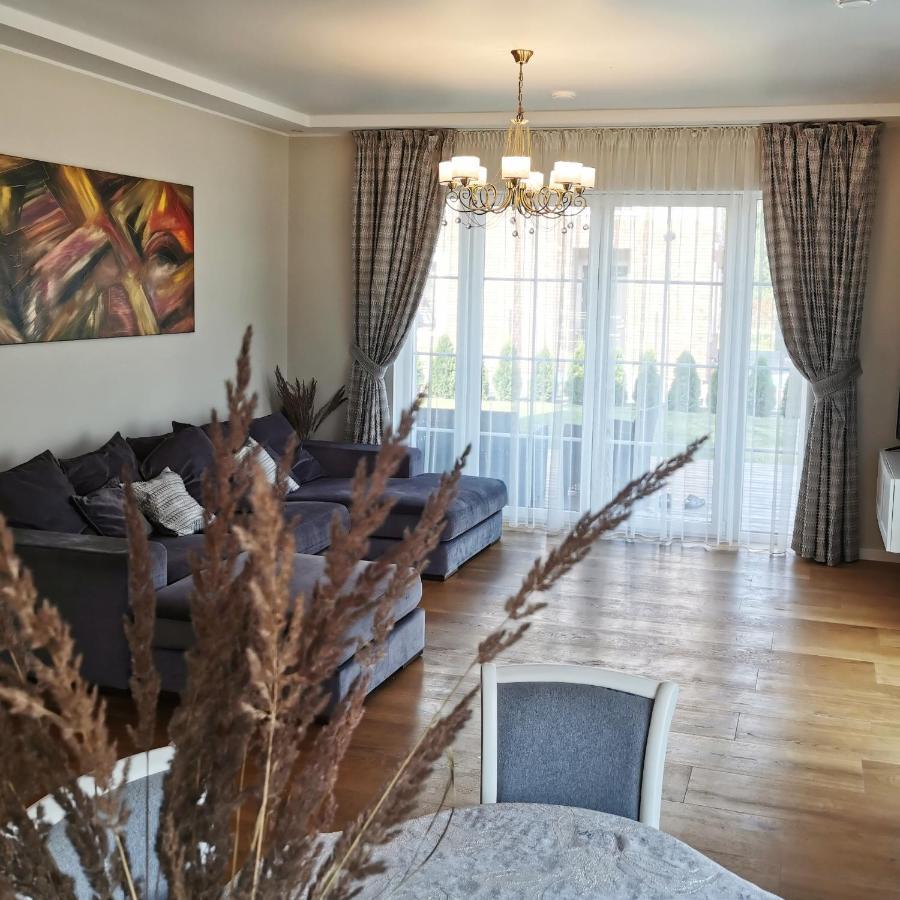 Melnrage Beach Cozy Apartments & Terrace - Pine View Sea Entry Klaipeda Bagian luar foto