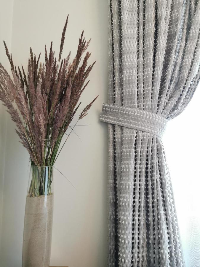 Melnrage Beach Cozy Apartments & Terrace - Pine View Sea Entry Klaipeda Bagian luar foto