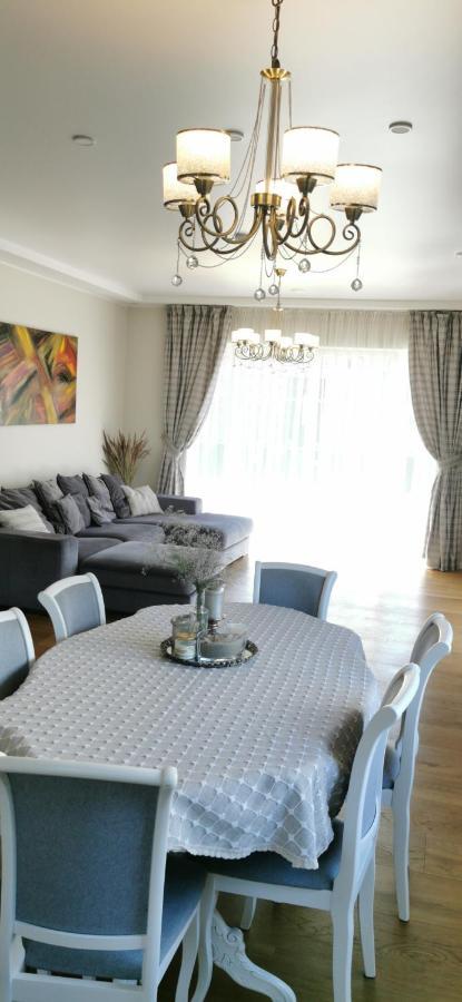 Melnrage Beach Cozy Apartments & Terrace - Pine View Sea Entry Klaipeda Bagian luar foto